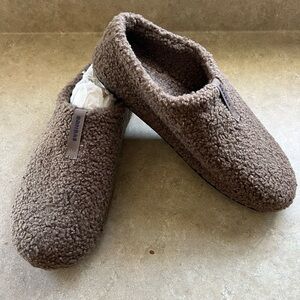 Bombas Mocha Sunday Slippers Men’s Size 12 New!!